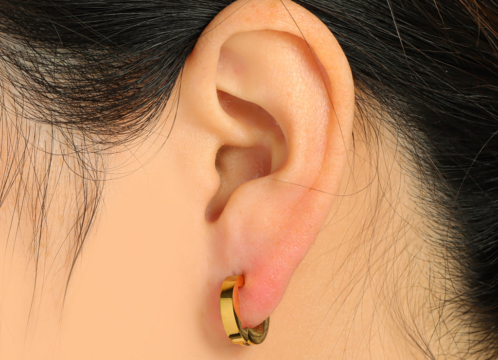 MJ101142 Clip Earring - Stainless Steel - Circle Earring -  Gold Tone Vacuum Plating - DOMEDBAZAAR