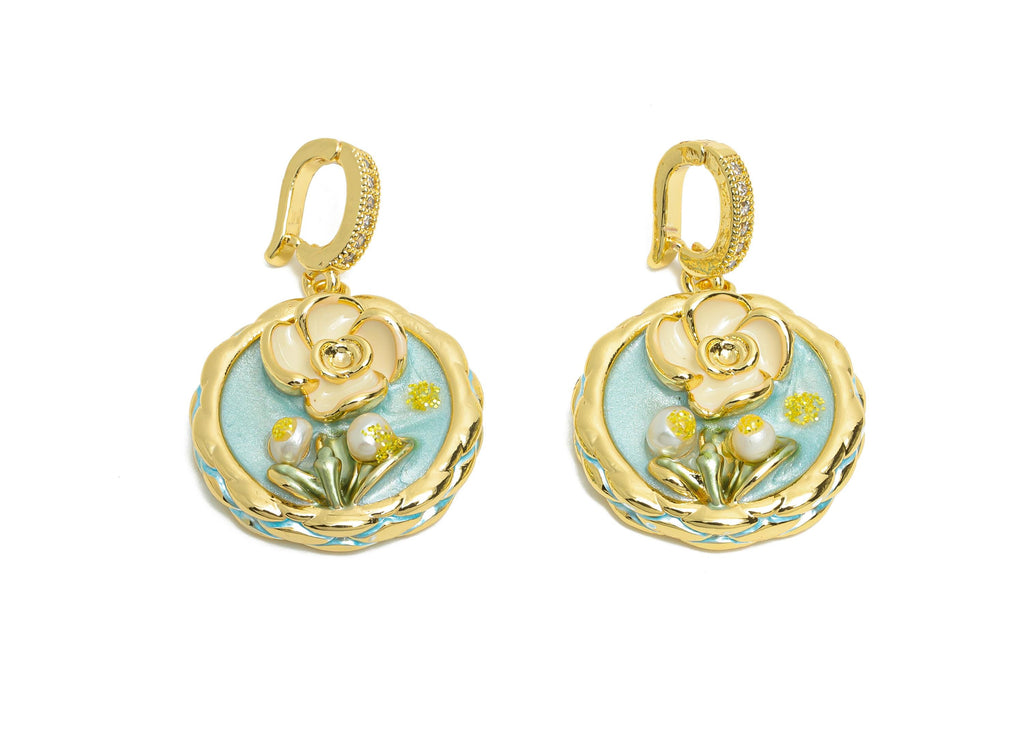 Elegant Floral Pendant - Brass Pearl Enamel Pendant - Dainty Vintage Bracelet Charm With Bail - 18K Real Gold Plated - 33x21x8mm - RGP10709 - DOMEDBAZAAR
