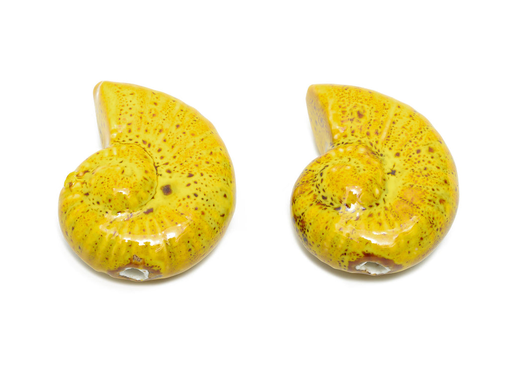 Glazed Ceramic Conch Bead - Craft Large Spiral Beads for Necklace - Beach Themed Artisan Bead - Handmade Jewelry - 41.68x33.99x19mm - NS2799 - DOMEDBAZAAR