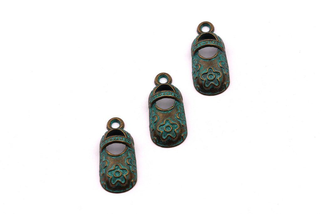 Faux Patina Pendant - Babette Shaped - Alloy Charms - Antique Bronze Tone Necklace - Zinc Alloy Beads - Jewelry Supplies - 20x8x3mm ZZ1045 - DOMEDBAZAAR