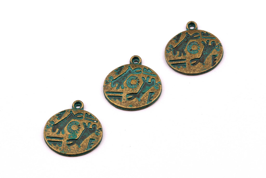 Faux Patina Pendant - Grafitto Shaped - Alloy Charms - Antique Bronze Tone Necklace - Zinc Alloy Beads - Jewelry Supplies -18x17mm ZZ1069 - DOMEDBAZAAR