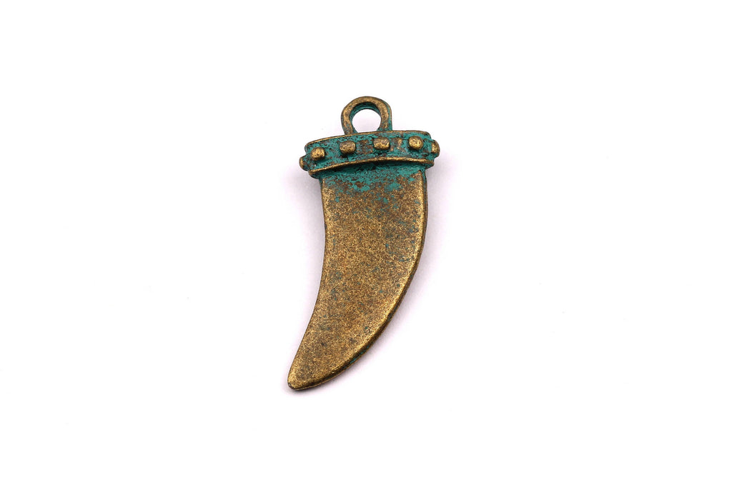 Faux Patina Pendant - Horn Shaped - Alloy Charms - Antique Bronze Tone Necklace - Zinc Alloy Beads - Jewelry Supplies - 30x15x2mm ZZ1094 - DOMEDBAZAAR