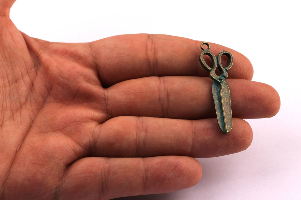 Faux Patina Pendant - Scissors Shaped - Alloy Charms - Antique Bronze Tone Necklace - Zinc Alloy Beads - Jewelry Supplies - 40x15x2mm ZZ1041 - DOMEDBAZAAR