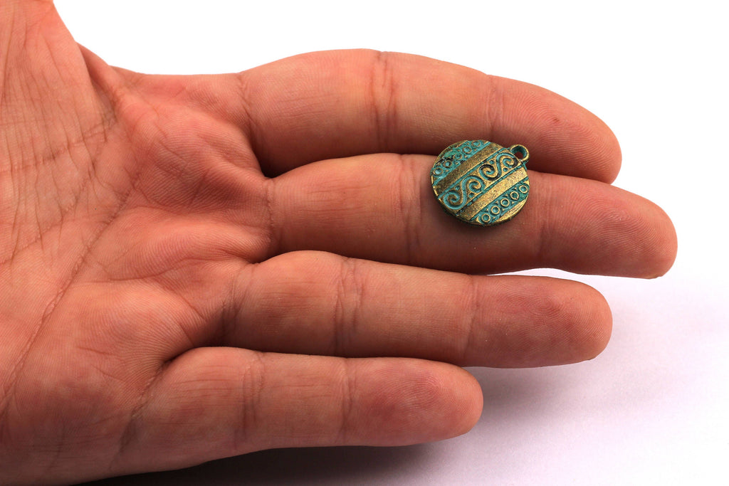 Faux Patina Pendant - Medal Shaped - Alloy Charms - Antique Bronze Tone Necklace - Zinc Alloy Beads - Jewelry Supplies - 17x17x2mm ZZ1064 - DOMEDBAZAAR