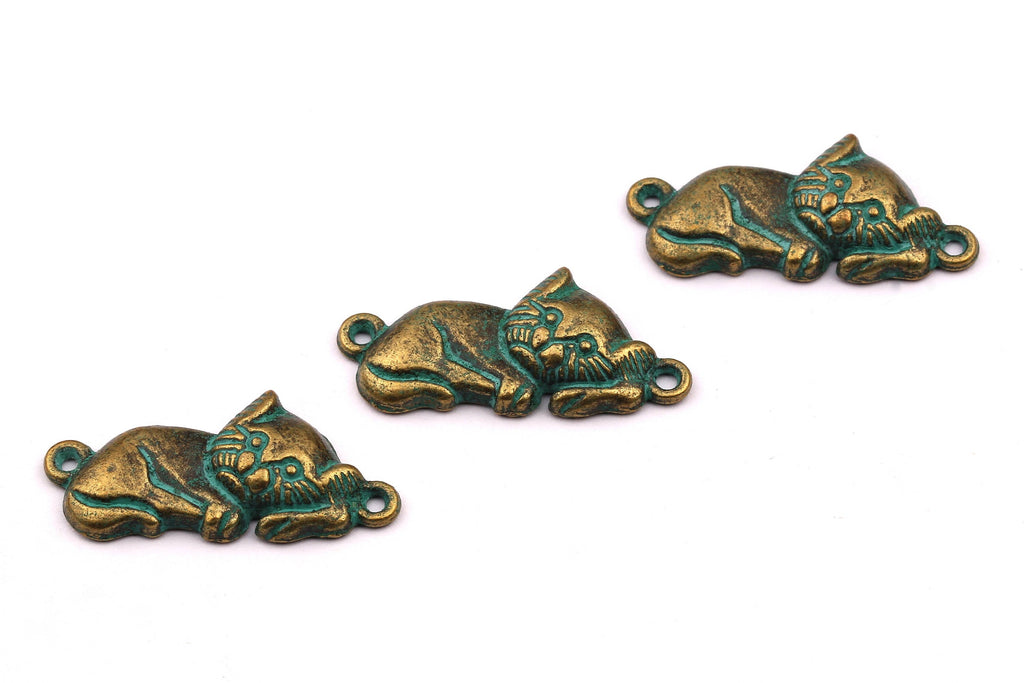 Faux Patina Pendant - Cat Shaped - Alloy Charms - Antique Bronze Tone Necklace - Zinc Alloy Beads - Jewelry Supplies - 23x10x3mm ZZ1003 - DOMEDBAZAAR