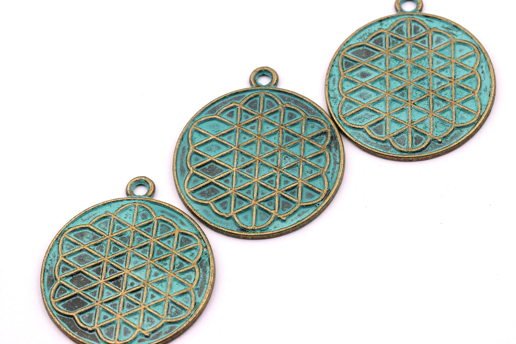 Faux Patina Pendant - Medal Shaped - Alloy Charms - Antique Bronze Tone Necklace - Zinc Alloy Beads - Jewelry Supplies - 34x34x1.7mm ZZ1067 - DOMEDBAZAAR