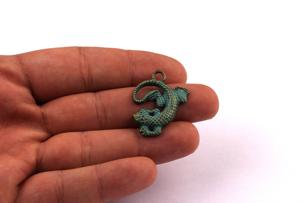 Faux Patina Pendant - Lizard Shaped - Alloy Charms - Antique Bronze Tone Necklace - Zinc Alloy Beads - Jewelry Supplies - 25x20x2.5mm ZZ1018 - DOMEDBAZAAR