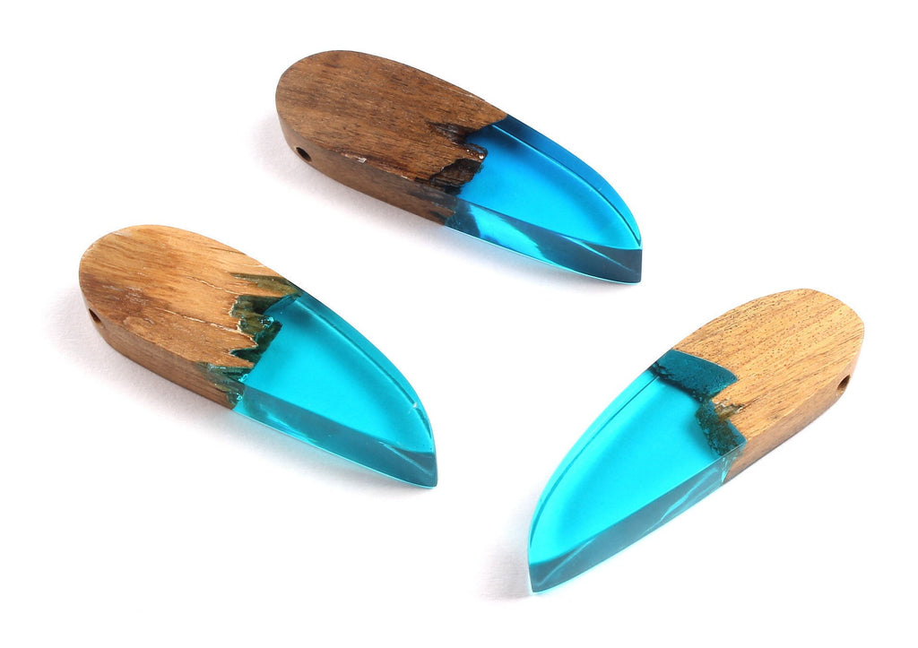 Griding Glue Oak Bark Wood Pendant - Oak Bark Griding Glue - Blue Griding Glue Pendant - 51.1x15.5x7.18mm - BB1042A - DOMEDBAZAAR