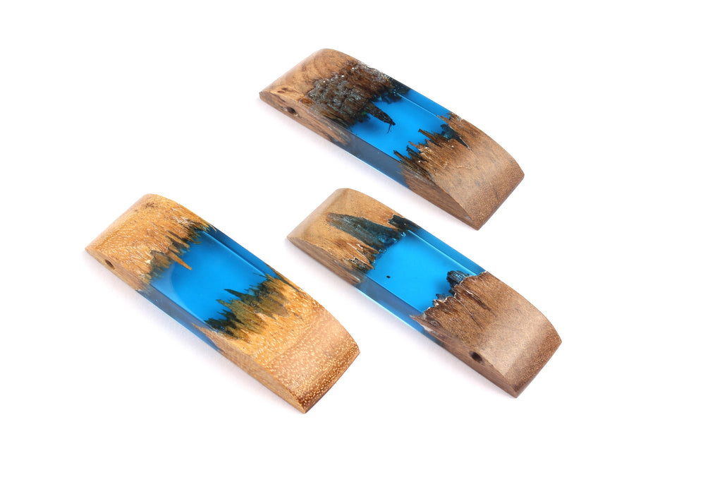 Griding Glue Oak Bark Wood Pendant - Blue  Oak Bark Griding Glue - Griding Glue Pendant - 56.2x16.7x8.07mm - BB1049B - DOMEDBAZAAR