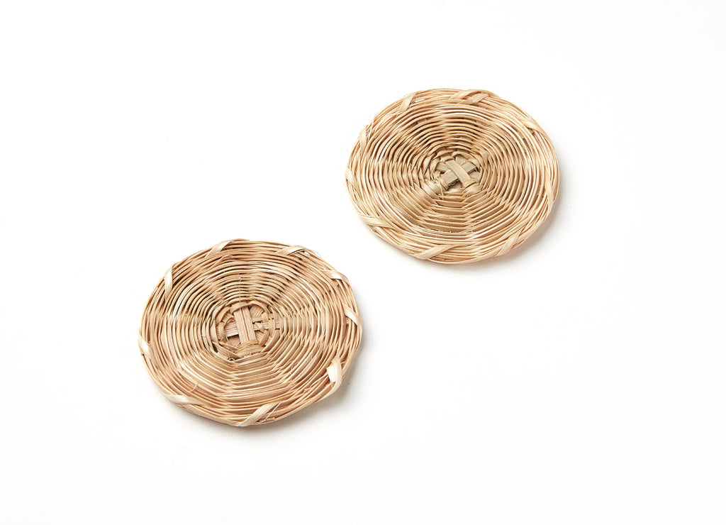 Handwoven Rattan Earrings - Coin Shaped Rattan Pendant - Wooden Straw Earring - Jewelery Handmade - 42,2x42,2x3,25mm - RT1089 - DOMEDBAZAAR