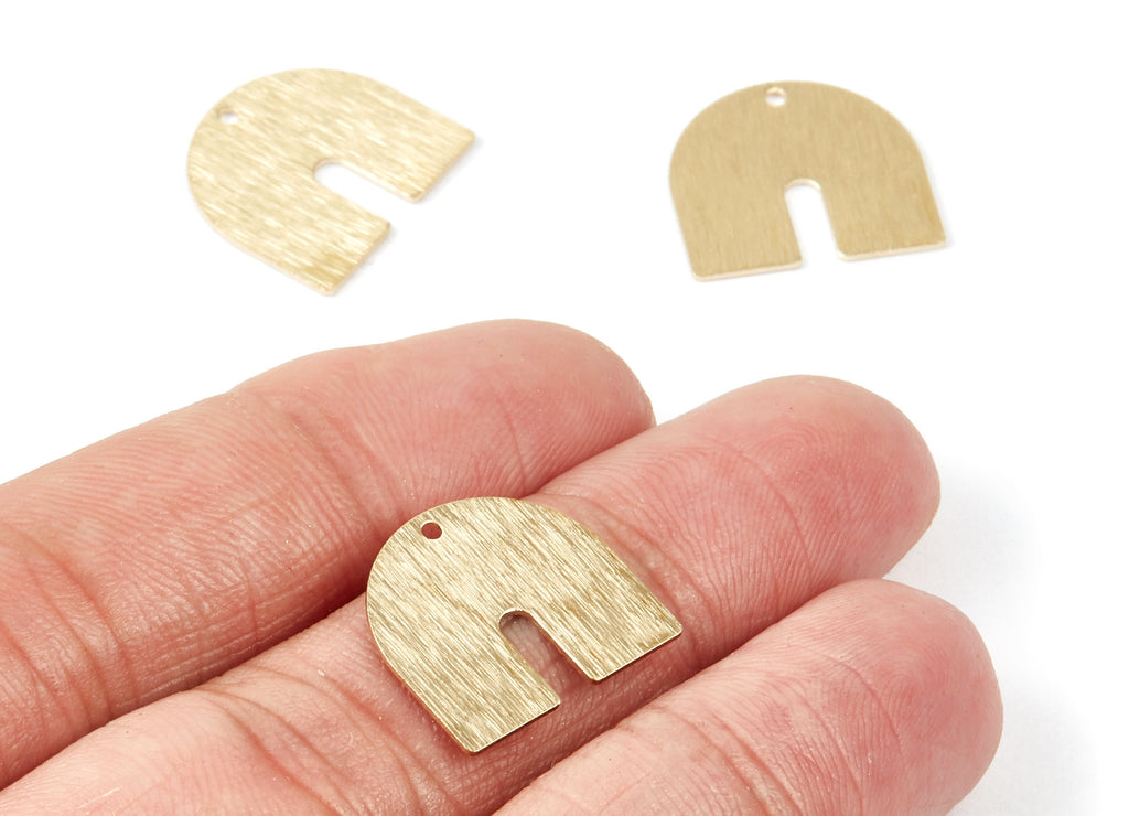 Brass U  Charms - Textured U Shaped Raw Brass pendant - Earring Findings - Jewelry Supplies - 17x15,75x0,67mm - PP1750 - DOMEDBAZAAR