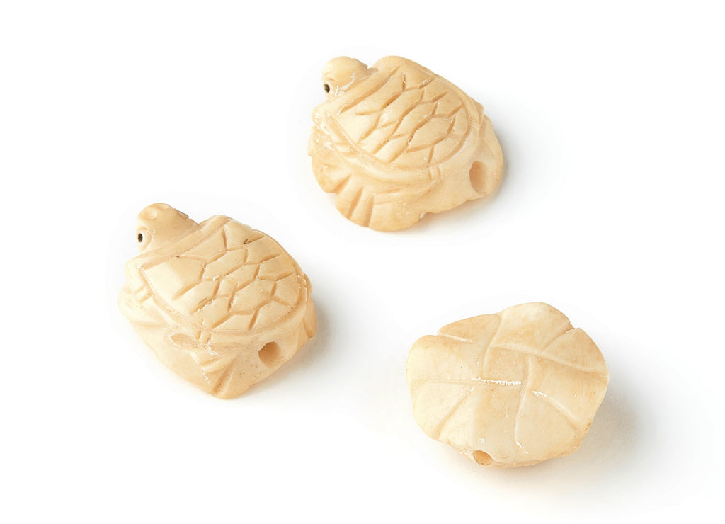 Hand Carved Bovine Bone Beads - Turtle Shaped Pendant - Jewelry Supplies - 21x18.45x10mm - BO1002 - DOMEDBAZAAR