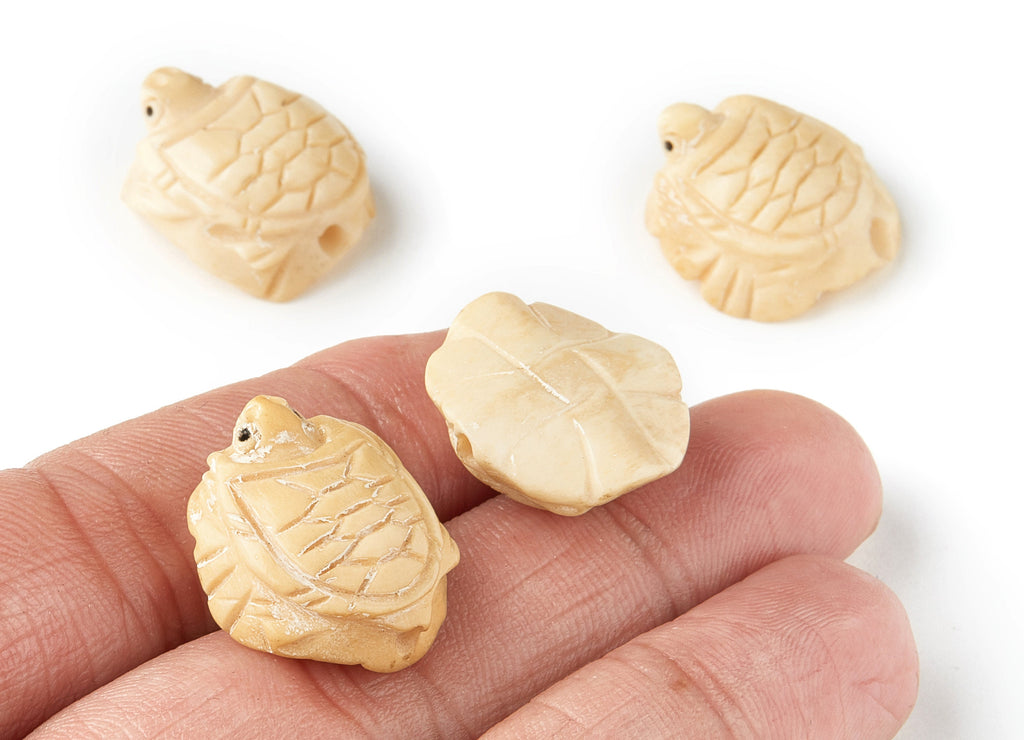 Hand Carved Bovine Bone Beads - Turtle Shaped Pendant - Jewelry Supplies - 21x18.45x10mm - BO1002 - DOMEDBAZAAR