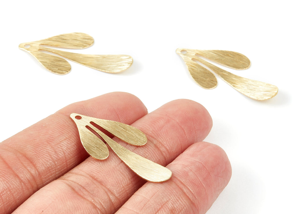 Brass Textured Leaf Charms - Textured Leaf Shaped Raw Brass Pendant - Earring Findings - Jewelry Supplies - 35,2x17,28x0,63mm - PP2073 - DOMEDBAZAAR