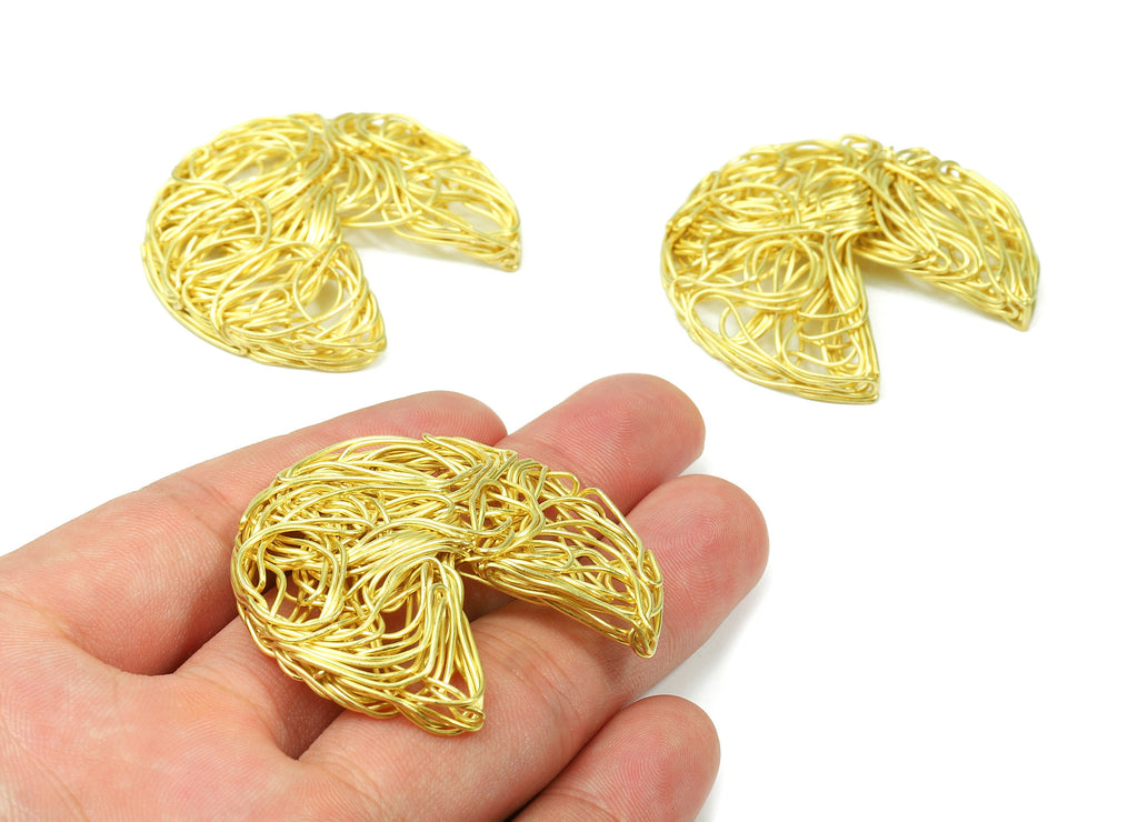 Brass Pizza Charms - Raw Brass Pizza Hammered Earring Wires Pendant - Earring Findings - Jewelry Supplies - 46.6x46.6x4.79mm - PP2908 - DOMEDBAZAAR