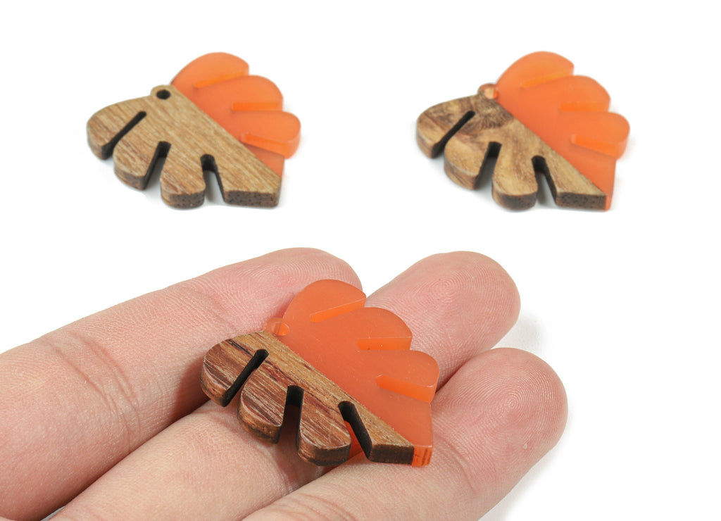 Epoxy Redwood Monstera Charm - Epoxy Resin Wood Leaf Pendant -  Redwood and Resin Necklace - Jewelry Supplies - 30.45x28.25x3.83mm - BB1094A - DOMEDBAZAAR