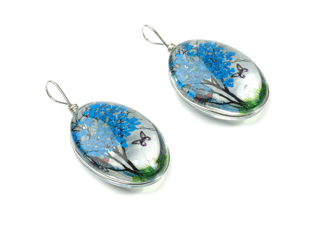 Real Flower Tree Pendant - Pressed Blue Flower in Oval Glass - Handmade Pressed Natural Flower Jewelry - 36.74x18.55x10.53mm - GS1034B - DOMEDBAZAAR