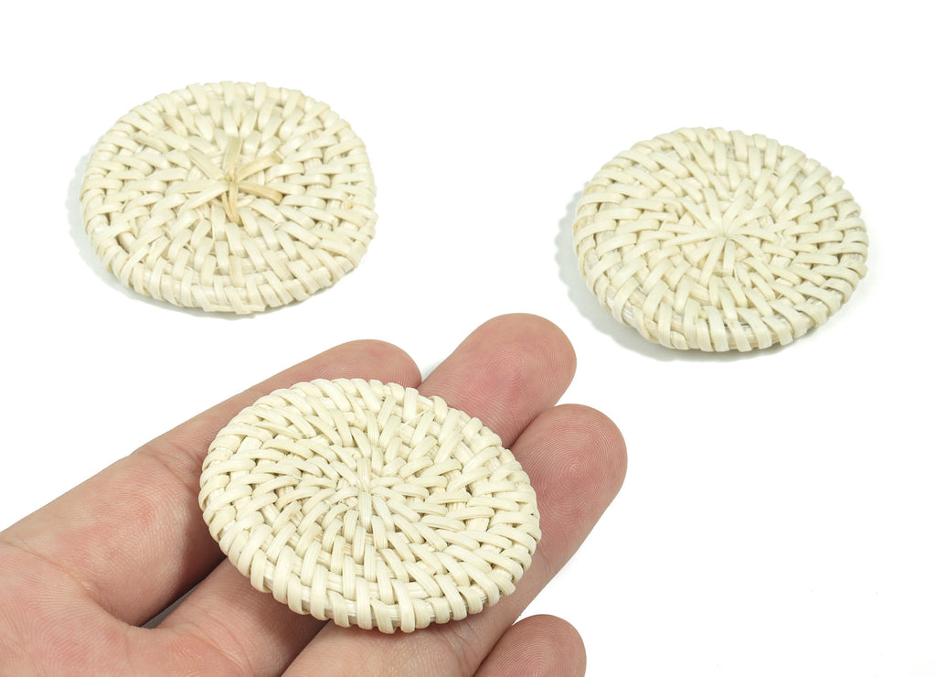 Handwoven Rattan Earrings - Coin Shaped Rattan Pendant - Wooden Straw Earring - Jewellery Handmade - 42,7x42,7x5mm - RT1072 - DOMEDBAZAAR