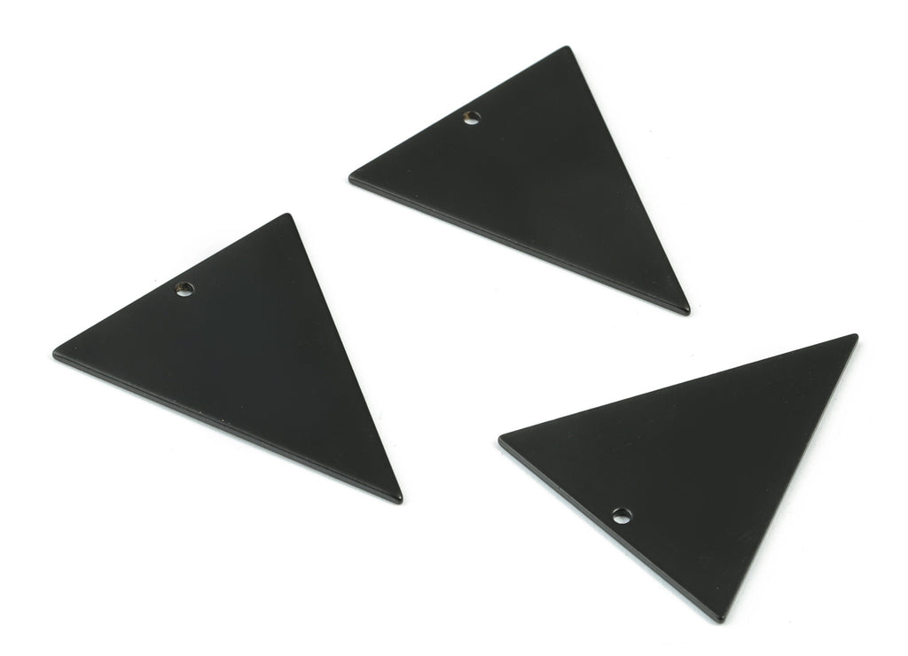 Personalized stamping blank - Black Triangles Pendant - Matte Black Brass Triangle Earring Charms   - 31.68x26.78x1.04mm - PP2121B - DOMEDBAZAAR