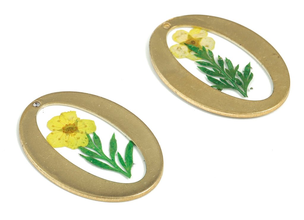 Resin Oval Earring Charms - Resin Real Yellow Flower Pendant - Raw Brass Oval Charm – Jewelry Making Supplies - 28.13x20.06x1.63mm - RC1146 - DOMEDBAZAAR