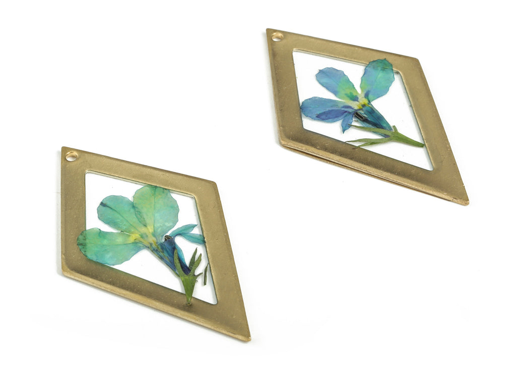 Resin Diamond Earring Charms - Resin Real Flower Pendant – Circle Raw Brass – Resin Jewelry Supplies - 41.42x24.63x1.43mm - RC1156 - DOMEDBAZAAR