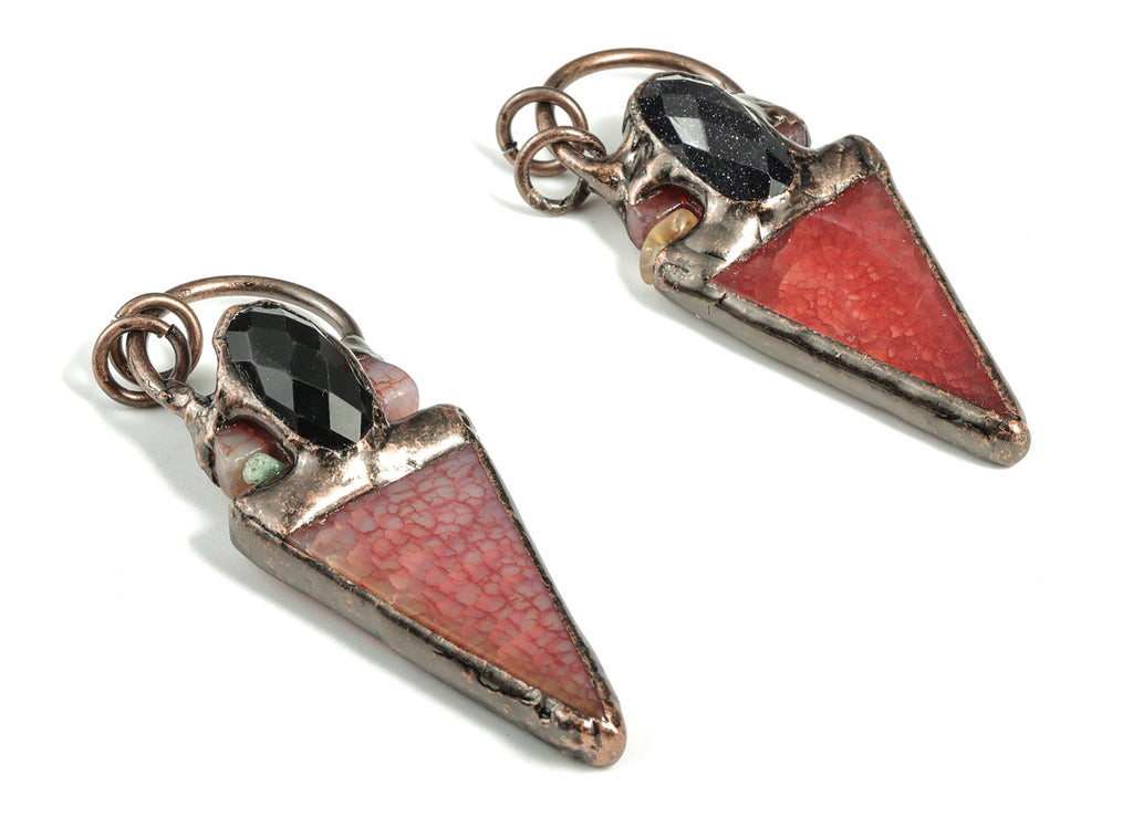 Black Onyx Agate Charms – Black Onyx Eye Triangle Pendant – Jewelry Supplies – Average Size Jewelry Charms – 68.45x24.65x14.1mm – NS1316 - DOMEDBAZAAR