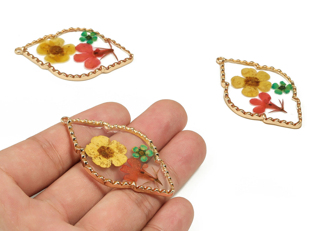 Epoxy Resin Diamond Real Flower Charms - Forget-me-not&Garden Lobelia - Narcissus Pendant - Gold Tone Plated Alloy - 55.1x32.26x3mm - ZZ1925 - DOMEDBAZAAR