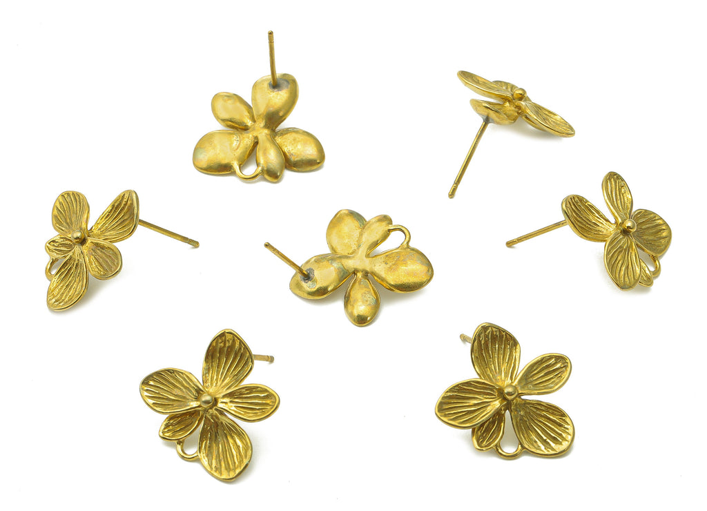 Brass Flower Earrings Stud - Raw Brass Flower Earring Post - Botanical Stud Earring - Brass Stud - 17.7x17.2x1.2mm - PP8028 - DOMEDBAZAAR