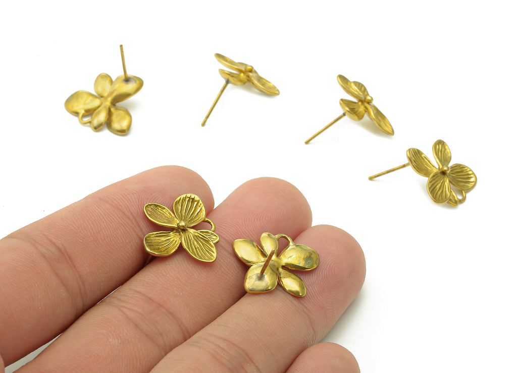 Brass Flower Earrings Stud - Raw Brass Flower Earring Post - Botanical Stud Earring - Brass Stud - 17.7x17.2x1.2mm - PP8028 - DOMEDBAZAAR