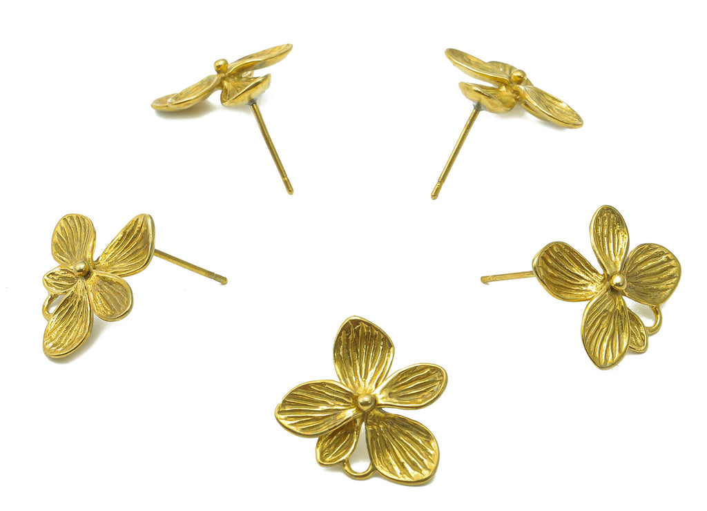 Brass Flower Earrings Stud - Raw Brass Flower Earring Post - Botanical Stud Earring - Brass Stud - 17.7x17.2x1.2mm - PP8028 - DOMEDBAZAAR